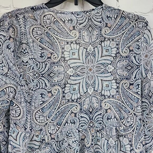 BCBGeneration Women's Sheer Blue Paisley Babydoll Top Long Ruffle Sleeve Blouse - Picture 11 of 13